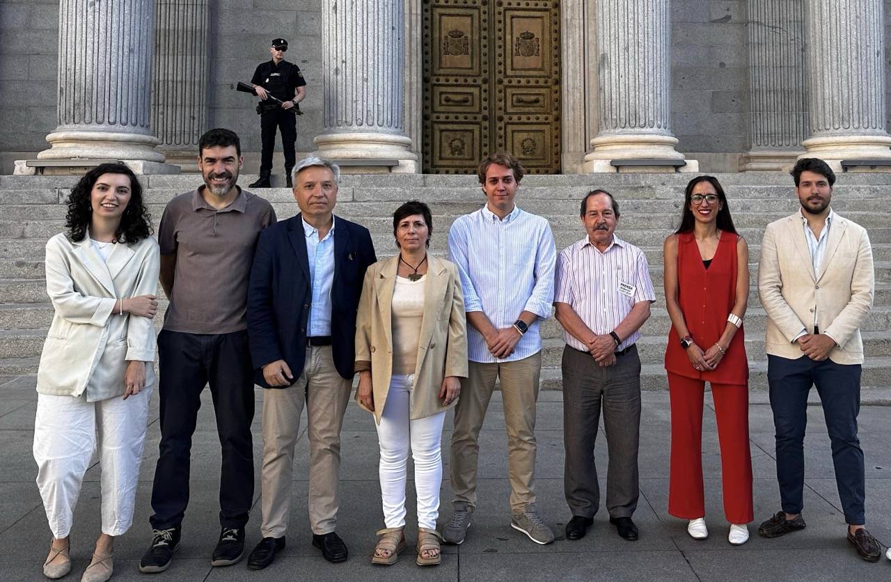 La sociedad civil exige al Gobierno 5 medidas urgentes para la regeneración democrática